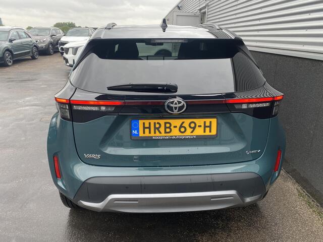 Toyota YARIS Cross 1.5 Hybrid 130 Executive PREMIUM PACK, NL-auto, 1e eign. Nieuw geleverd, Parkeersensoren, Bi-tone, Head-up display, Stoelverwarming, elek. achterklep, Dodehoekdetectie, JBL