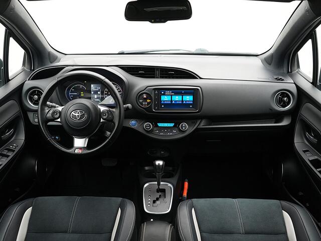 Toyota YARIS 1.5 Hybrid GR-Sport | NL Auto | Half Leder |