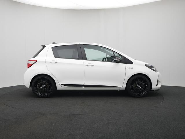Toyota YARIS 1.5 Hybrid GR-Sport | NL Auto | Half Leder |
