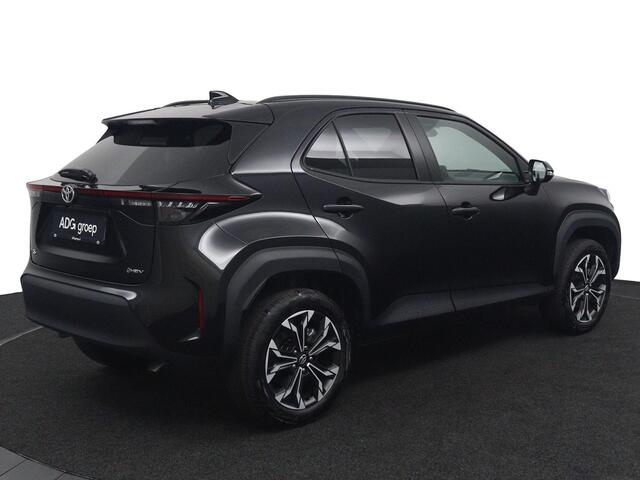 Toyota YARIS Cross 1.5 Hybrid 130 First Edition | NIEUWE YARIS CROSS | Dodehoek Detectie | Stoel en Stuurverwarming | Keyless Entry | Parkeersensoren Rondom | Navigatie |
