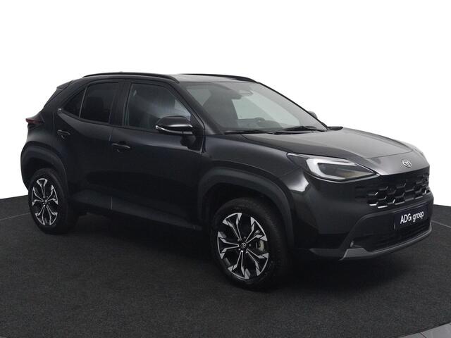 Toyota YARIS Cross 1.5 Hybrid 130 First Edition | NIEUWE YARIS CROSS | Dodehoek Detectie | Stoel en Stuurverwarming | Keyless Entry | Parkeersensoren Rondom | Navigatie |