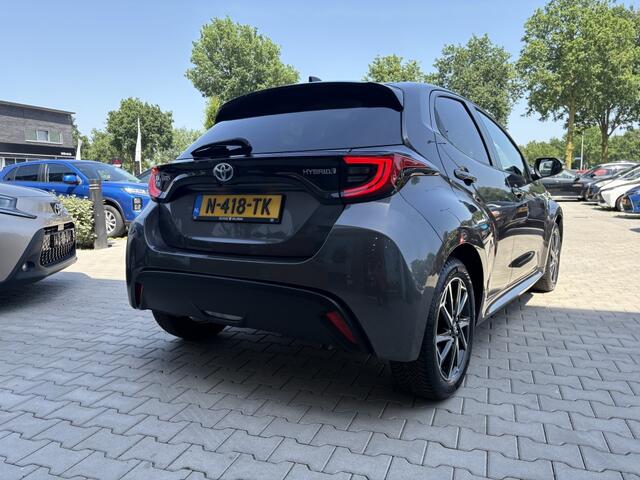 Toyota YARIS 1.5 Hyb. Dynamic Limited | Stoelverwarming | All Seasons