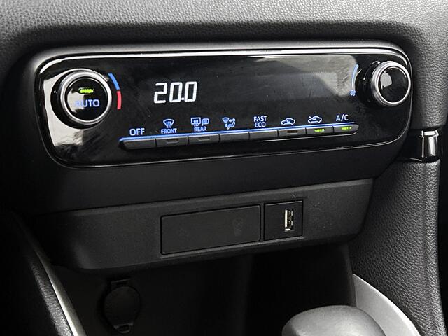 Toyota YARIS 1.5 Hybrid Dynamic | Trekhaak |