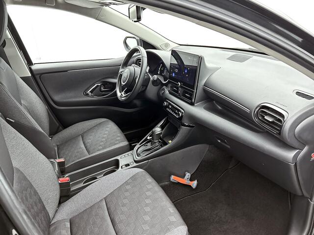 Toyota YARIS 1.5 Hybrid 115 Dynamic | Velgen | Navigatie |
