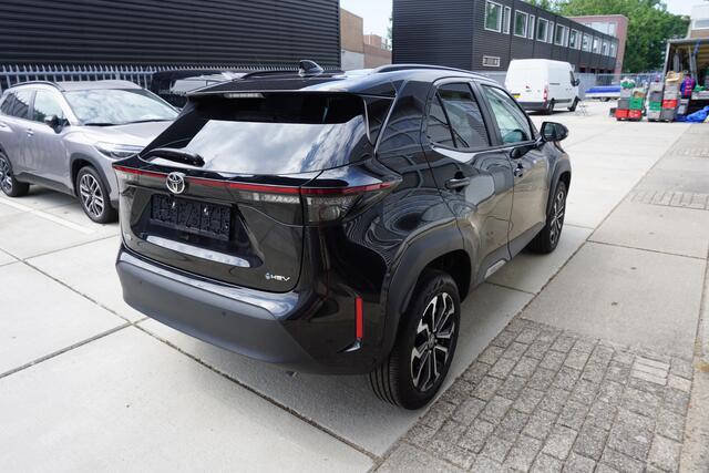 Toyota YARIS Cross 1.5 Hybrid 130 Dynamic |Navi|Carplay|PDC V+A|Dodehoek|Stoel en stuurverw.|Camera|