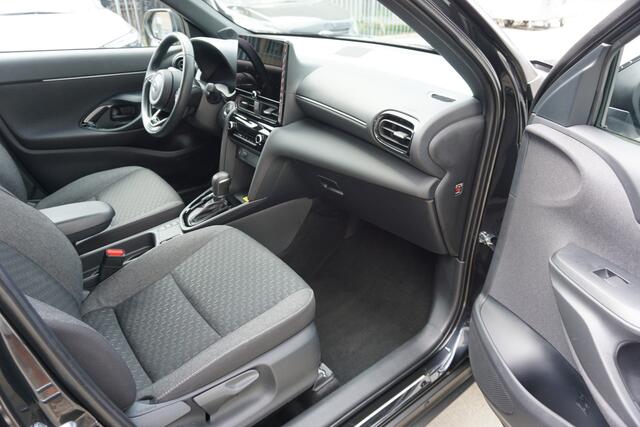 Toyota YARIS Cross 1.5 Hybrid 130 Dynamic |Navi|Carplay|PDC V+A|Dodehoek|Stoel en stuurverw.|Camera|