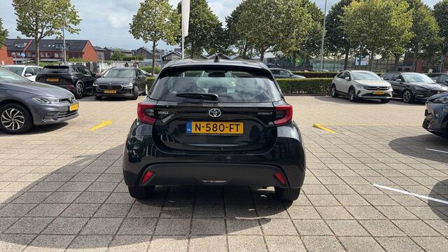 Toyota YARIS 1.5 Hybrid Dynamic / Digitale Cockpit / Achteruitrijcamera / Stoelverwarming / Keyless / Climate Control