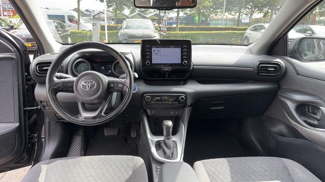 Toyota YARIS 1.5 Hybrid Dynamic / Digitale Cockpit / Achteruitrijcamera / Stoelverwarming / Keyless / Climate Control