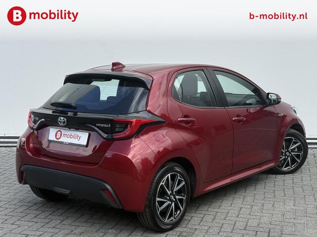 Toyota YARIS 1.5 Hybrid First Edition Achteruitrijcamera Apple CarPlay Dealer Onderhouden! | Adaptive Cruise Control | DAB | Navigatie