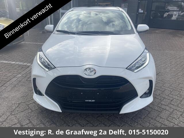 Toyota YARIS 1.5 Hybrid 115 Dynamic | Stuur & Stoel Verwarming | Parkeersensoren | Adaptieve Cruise Control | BSM