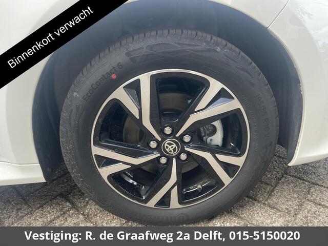 Toyota YARIS 1.5 Hybrid 115 Dynamic | Stuur & Stoel Verwarming | Parkeersensoren | Adaptieve Cruise Control | BSM