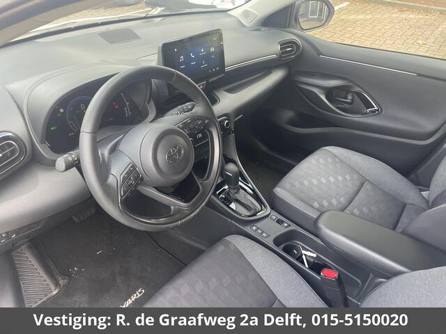 Toyota YARIS 1.5 Hybrid 115 Dynamic | Stuur & Stoel Verwarming | Parkeersensoren | Adaptieve Cruise Control | BSM