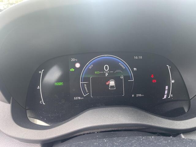 Toyota YARIS 1.5 Hybrid 115 Dynamic | Stuur & Stoel Verwarming | Parkeersensoren | Adaptieve Cruise Control | BSM