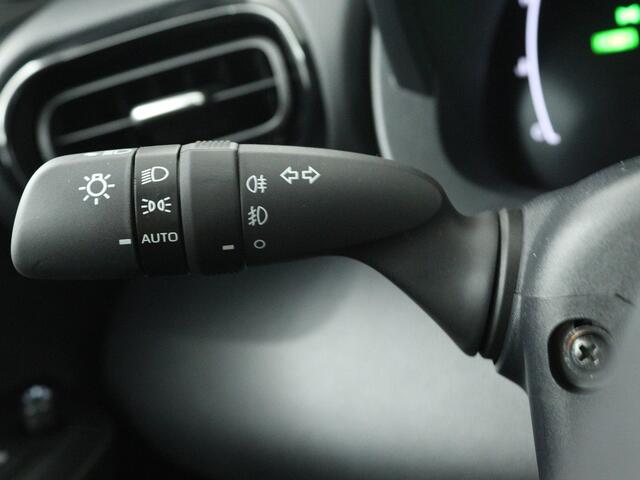 Toyota YARIS 1.5 Hybrid 115 Dynamic | Navigatie |
