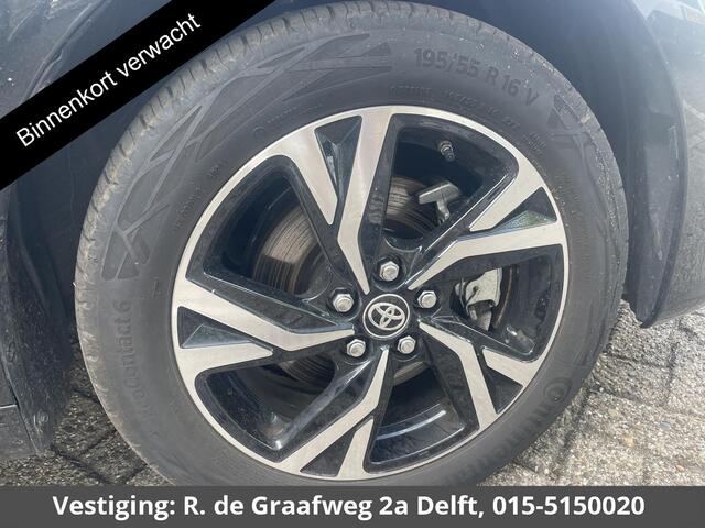 Toyota YARIS 1.5 Hybrid 115 Dynamic | Stuur & Stoel Verwarming | Parkeersensoren | Adaptieve Cruise Control | BSM