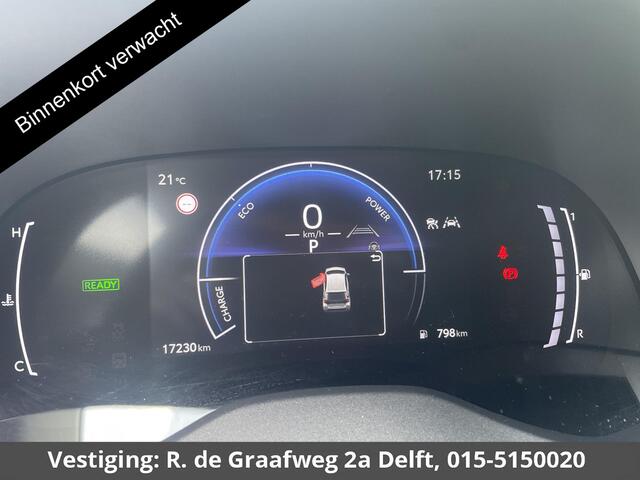 Toyota YARIS 1.5 Hybrid 115 Dynamic | Stuur & Stoel Verwarming | Parkeersensoren | Adaptieve Cruise Control | BSM