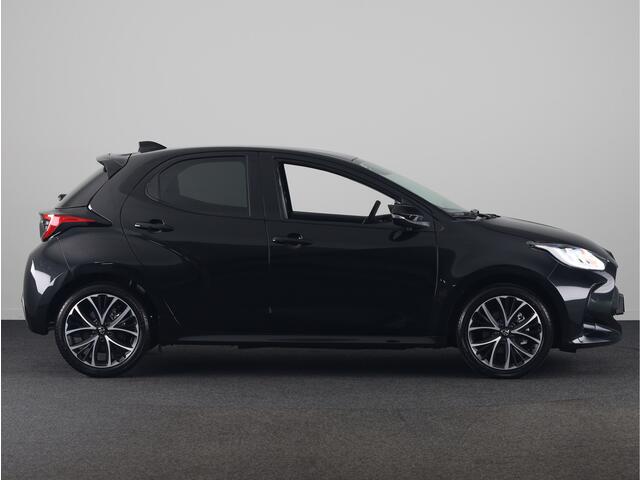 Toyota YARIS 1.5 Hybrid 115 Dynamic *NIEUW* | Direct leverbaar! | Comfort Pack | Inruilpremie! |