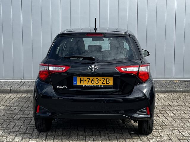 Toyota YARIS 1.0 VVT-i Connect Airco Apple Carplay Android auto dealer onderhouden