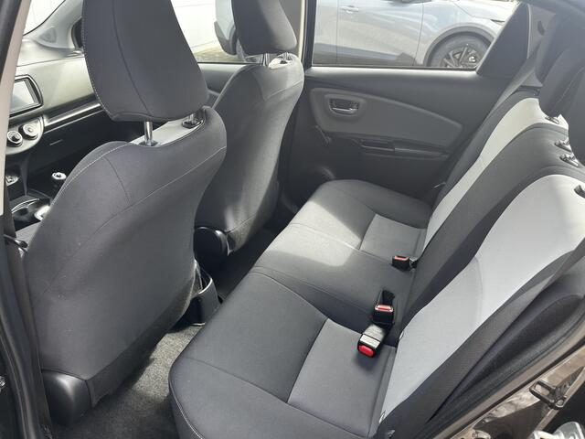Toyota YARIS 1.0 VVT-i Connect Airco Apple Carplay Android auto dealer onderhouden