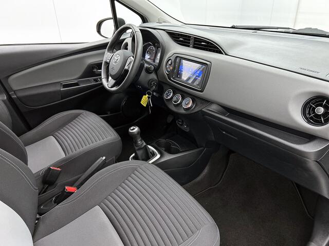 Toyota YARIS 1.0 VVT-i Connect | Trekhaak |