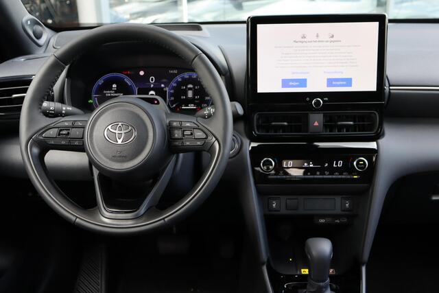 Toyota YARIS Cross 1.5 Hybrid 130 Executive, Premium Pack, HUD, JBL, € 1.000 Demo korting !