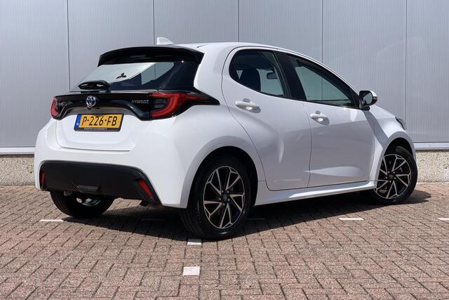 Toyota YARIS 1.5 Hybrid Dynamic | Camera | DAB+ |