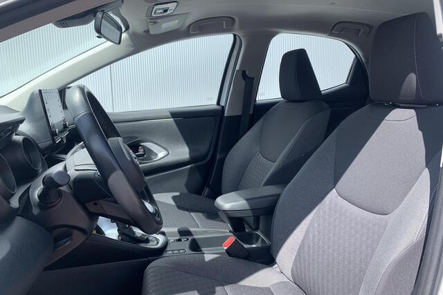 Toyota YARIS 1.5 Hybrid Dynamic | Camera | DAB+ |