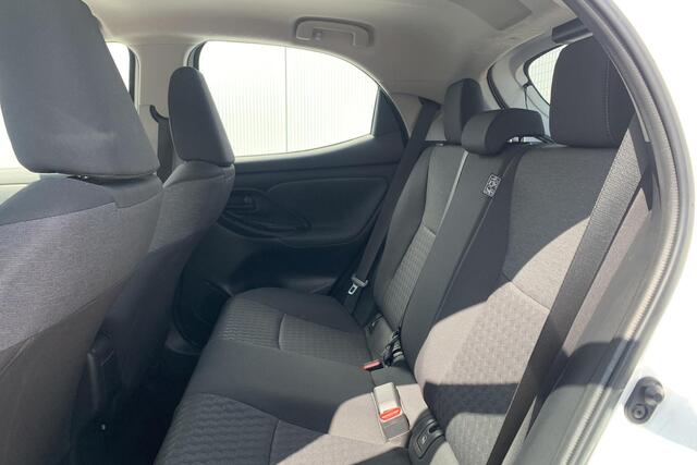 Toyota YARIS 1.5 Hybrid Dynamic | Camera | DAB+ |