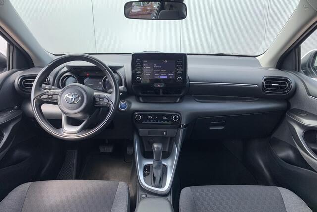 Toyota YARIS 1.5 Hybrid Dynamic | Camera | DAB+ |