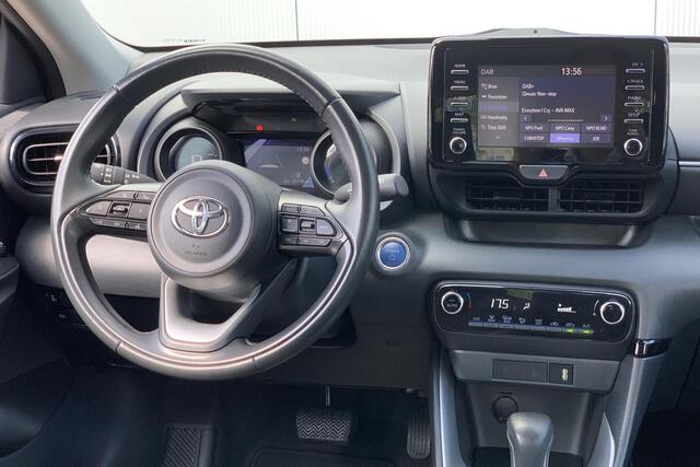 Toyota YARIS 1.5 Hybrid Dynamic | Camera | DAB+ |