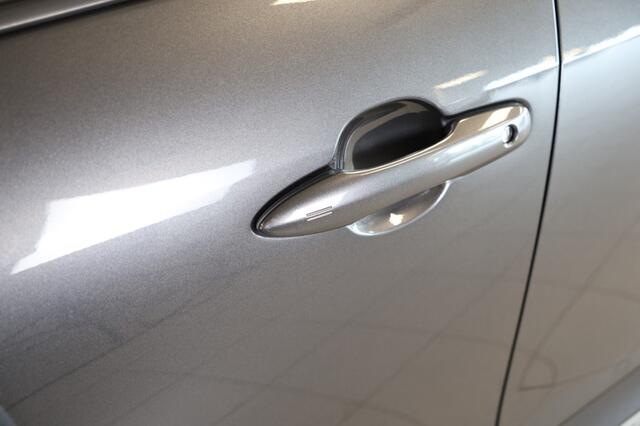 Toyota YARIS 1.5 Hybrid 130 Dynamic - Stoel/Stuurverw. - Dodehoekdetectie
