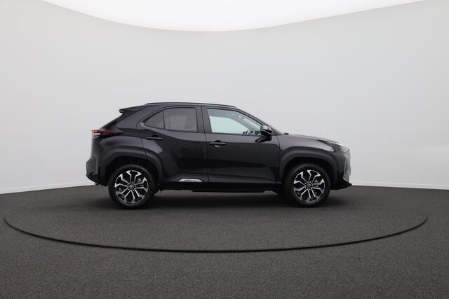 Toyota YARIS Cross 1.5 Hybrid 130 Dynamic Automaat Stoel & Stuurverwarming / Navi / Camera / Cruise Adaptive