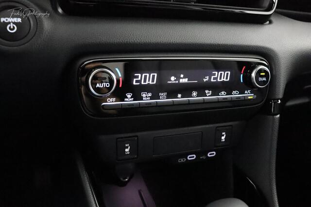 Toyota YARIS 1.5 Hybrid 130 Executive | Nieuw direct leverbaar | 10 jaar fabrieksgarantie |