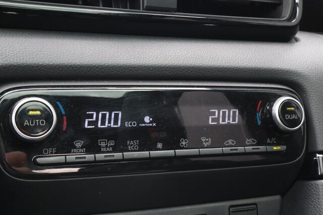 Toyota YARIS 1.5 Hybrid 130 GR Sport Plus PanoDak