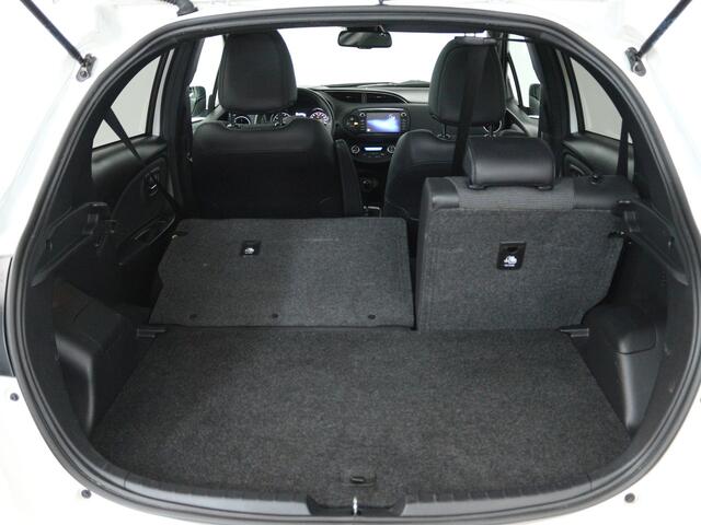 Toyota YARIS 1.5 Hybrid Executive | Navigatie | Panoramadak | Half leder | Camera |