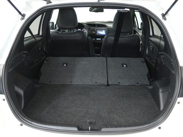 Toyota YARIS 1.5 Hybrid Executive | Navigatie | Panoramadak | Half leder | Camera |
