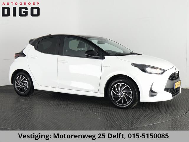 Toyota YARIS 1.5 HYBRIDE BLACK & WHITE GARANTIE TOT 3-2031! . APPLE CARPLAY & ANDRIOD AUTO . ACHTERUITRIJ CAMERA . ADAPTIEVE CRUISE CONTROL .