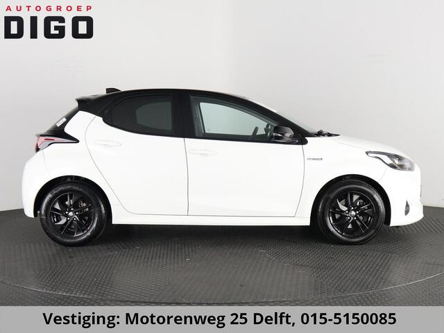 Toyota YARIS 1.5 HYBRIDE BI-TONE SPORT GARANTIE 6-2031 . ADAPTIEVE CRUISE CONTROL . DEALER ONDERHOUDEN . ACHTERUITRIJ CAMERA .