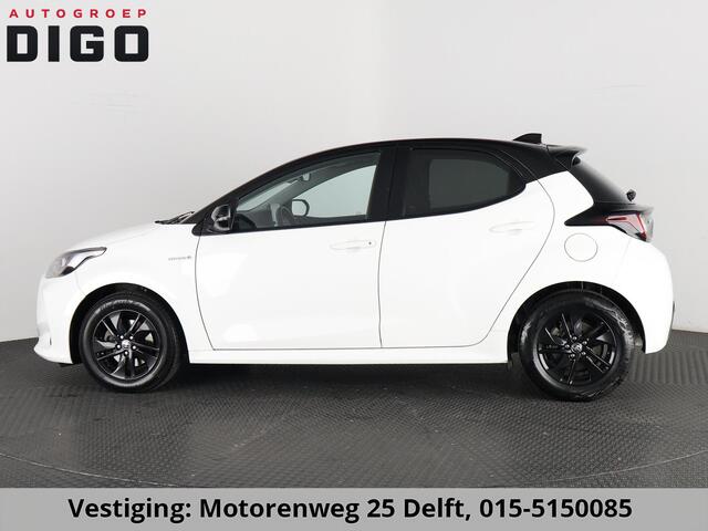 Toyota YARIS 1.5 HYBRIDE BI-TONE SPORT GARANTIE 6-2031 . ADAPTIEVE CRUISE CONTROL . DEALER ONDERHOUDEN . ACHTERUITRIJ CAMERA .