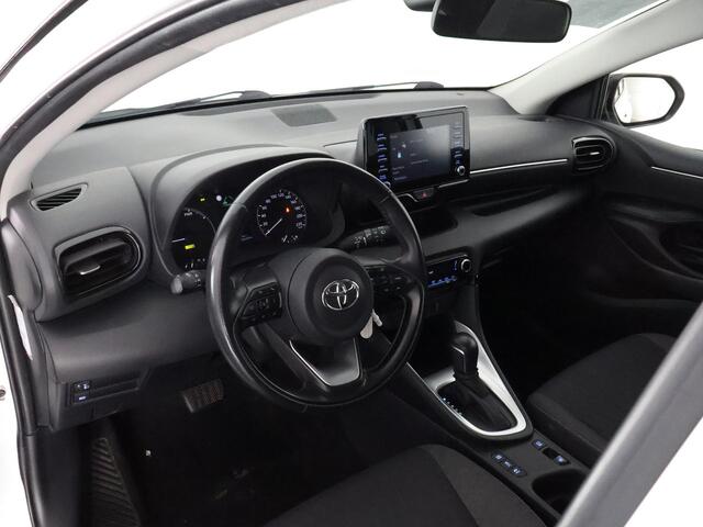 Toyota YARIS 1.5 HYBRIDE BI-TONE SPORT GARANTIE 6-2031 . ADAPTIEVE CRUISE CONTROL . DEALER ONDERHOUDEN . ACHTERUITRIJ CAMERA .