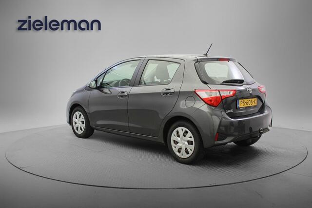 Toyota YARIS 1.5 VVT-i Aspiration Automaat - Navi, Camera, Clima, Trekhaak