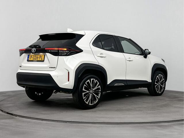 Toyota YARIS Cross 1.5 Hybrid Executive | JBL Audio | Parkeersensoren | Stoelverwarming |