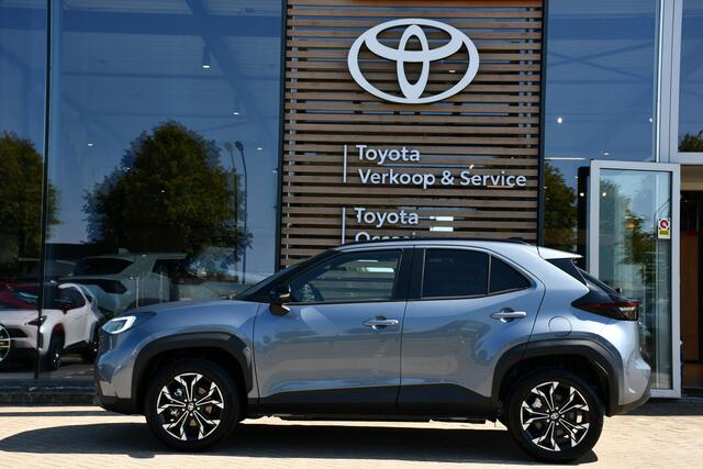 Toyota YARIS Cross 1.5 Hybrid 130 First Edition Automaat 130pk | Nieuw Model | Comfort Pack | Direct uit voorraad leverbaar! |