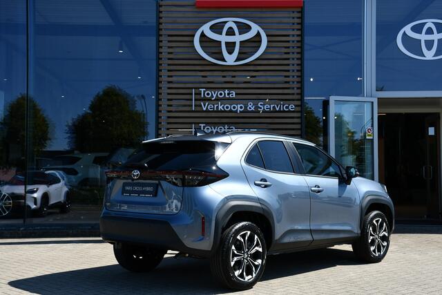 Toyota YARIS Cross 1.5 Hybrid 130 First Edition Automaat 130pk | Nieuw Model | Comfort Pack | Direct uit voorraad leverbaar! |