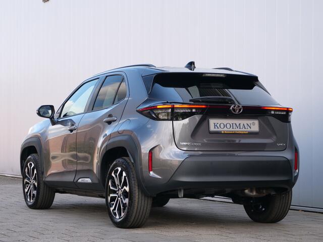 Toyota YARIS Cross 1.5 Hybrid 130pk Dynamic Automaat DAB / Apple Carplay / Camera / 17 inch / Stoelverwarming