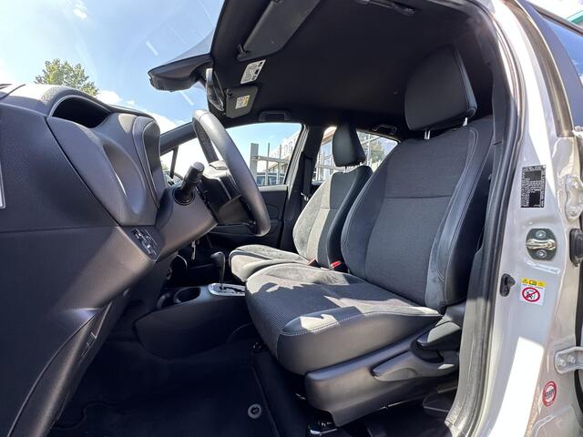 Toyota YARIS 1.5 VVT-i Executive UNIEK!12000KM/CAMERA/LEDER/NAVI