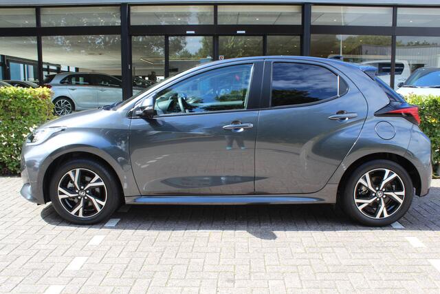 Toyota YARIS 1.5 Hybrid 115 Dynamic Comfort Pack | Rijklaar | Dodehoekdetectie | PDC | Stoel/stuur-verw. | Adap. Cruise. | Camera | Apple/Android