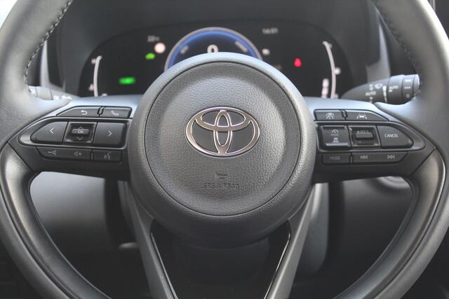 Toyota YARIS 1.5 Hybrid 115 Dynamic Comfort Pack | Rijklaar | Dodehoekdetectie | PDC | Stoel/stuur-verw. | Adap. Cruise. | Camera | Apple/Android