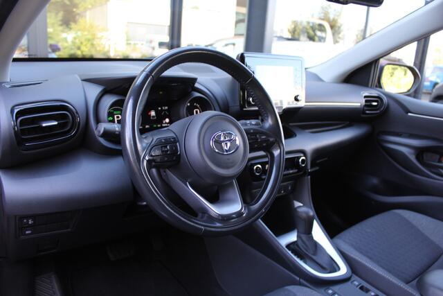 Toyota YARIS 1.5 Hybrid Dynamic | Rijklaar | Afn. Trekhaak | Apple/Android | Clima | Adap.Cruise | Stoelverw.