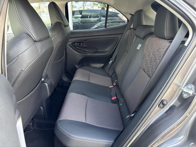 Toyota YARIS Cross 1.5 Hybrid Executive **DODEHOEK DETECTIE/ TREKHAAK/ JBL AUDIO**